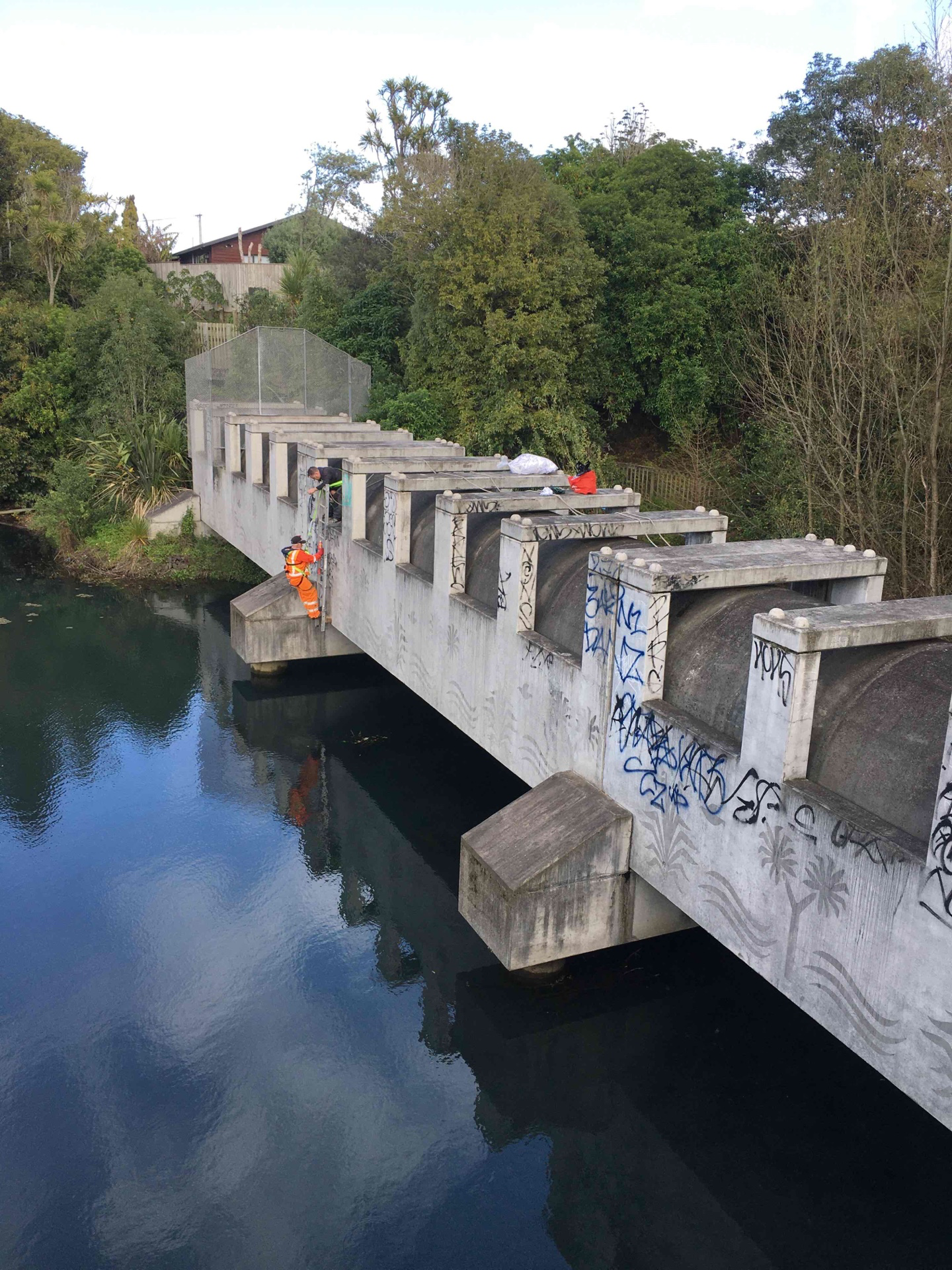 Graffiti Removal Above Water - Van Dammes Lagoon